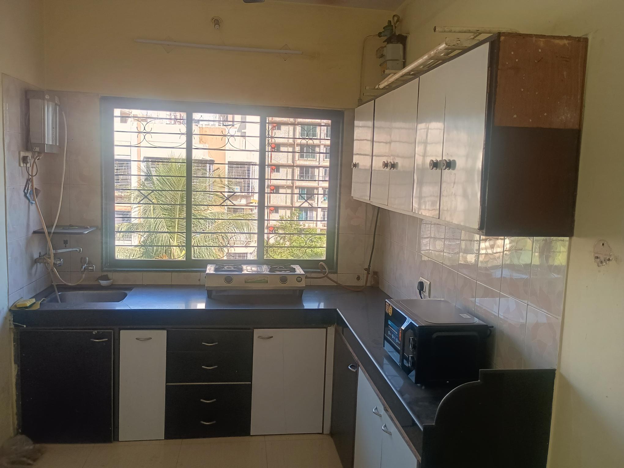 Kitchen facility at girls PG accommodation in Goregaon East Mumbai